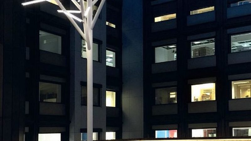户外洗墙灯安装间距：如何确保照明效果与节能兼顾**